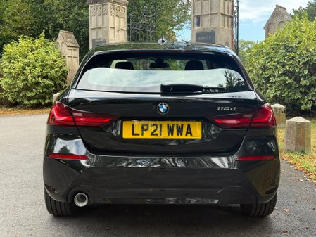 BMW 1 Series 116D SE 10