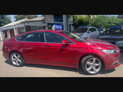 Ford Mondeo 2.0 TDCi Titanium Euro 6 (s/s) 5dr 8