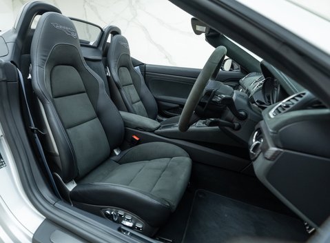 Porsche 718 SPYDER RS 17