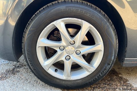 Peugeot 208 ACTIVE - PART EXCHANGE TO CLEAR - MOT MAY 2027 -£20 ROAD TAX 42