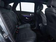 Mercedes-Benz GLC 2.0 GLC300d AMG Line (Premium Plus) SUV 5dr Diesel G-Tronic+ 4MATIC Euro 6 35