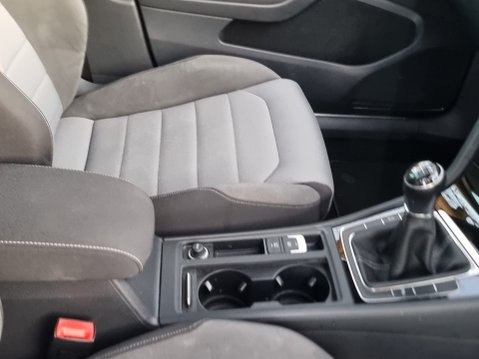 Volkswagen Golf R LINE EDITION TDI BLUEMOTION TECHNOLOGY 23