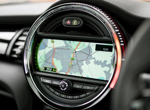 Mini Hatch John Cooper Works 18