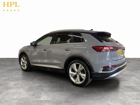 Audi Q4 40 S line SUV 5dr Electric Auto 82kWh (204 ps) Parking Sensors 5