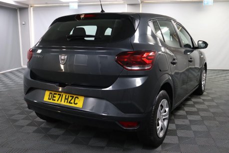 Dacia Sandero ESSENTIAL SCE 11