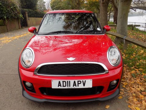 Mini Hatch COOPER 8
