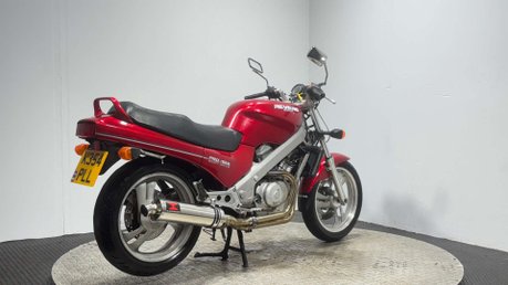 Honda NTV 1992 49K SPARES OR REPAIR CLASSIC PROJECT BIKE 600CC 2