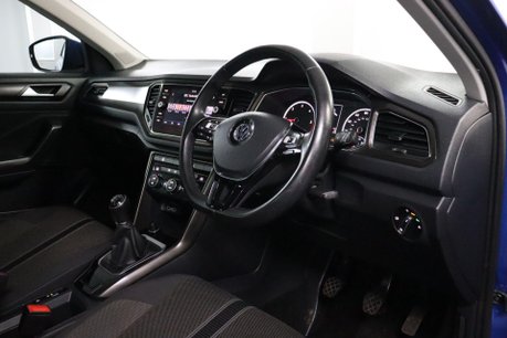 Volkswagen T-Roc SE TDI 5