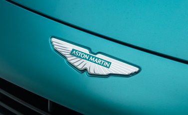 Aston Martin DB12 Coupe 39