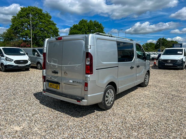 Vauxhall Vivaro SWB L1H1 Low Roof Sport 2900 EURO 6 NO VAT 6