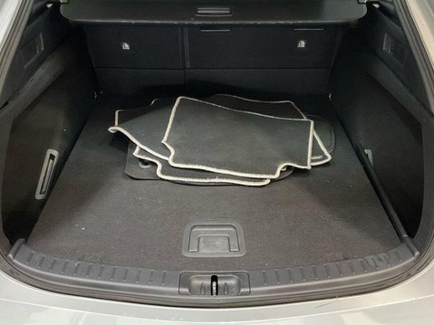 Toyota Corolla 1.8 VVT-h Icon Tech Touring Sports CVT Euro 6 (s/s) 5dr 12