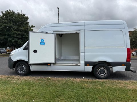 Mercedes-Benz Sprinter 2.1 314 CDi Temperature Controlled 5dr Diesel Manual RWD L3 H2 (210 g/km, 1 5