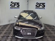 Audi RS4 4.2 FSI V8 Estate 5dr Petrol S Tronic quattro Euro 5 (450 ps) 37