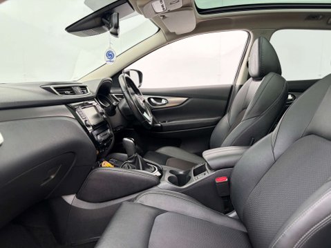 Nissan Qashqai 1.3 Qashqai Tekna DiG-T Semi-Auto 5dr 63