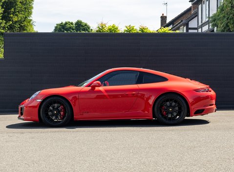 Porsche 911 Carrera 4 GTS (991.2) 3