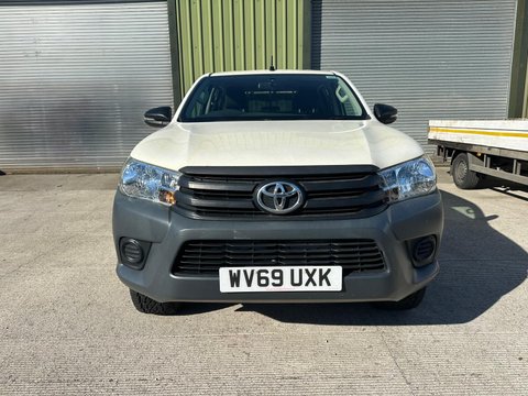 Toyota Hilux ACTIVE 4WD D-4D DCB 7