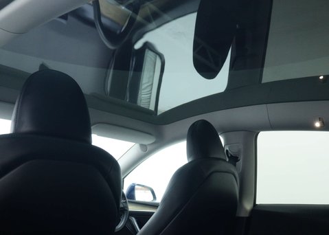 Tesla Model Y (Dual Motor) Long Range SUV 5dr Electric Auto 4WDE (384 bhp) 46