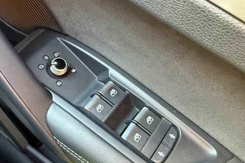 Audi SQ5 TDI QUATTRO MHEV - COMFORT & SOUND PACK - FULL AUDI SERVICE HISTORY  48