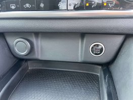 Nissan Qashqai 1.3 Qashqai N-Connecta DiG-T MHEV 5dr 48