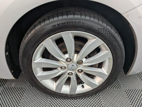 Kia Carens 1.7 CRDi EcoDynamics 3 Euro 5 (s/s) 5dr 11