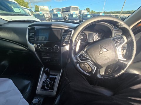 Mitsubishi L200 DI-D BARBARIAN X DCB 10