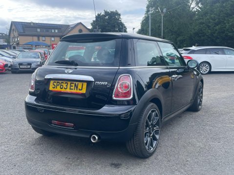 Mini Hatch 1.6 Cooper D Bayswater Euro 5 (s/s) 3dr 11