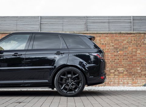 Land Rover Range Rover Sport 5.0 SVR 31