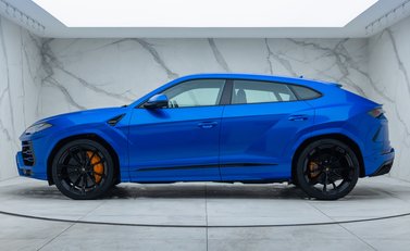 Lamborghini Urus 5