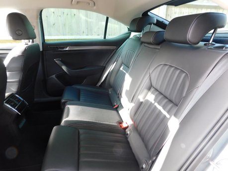 Skoda Superb SE L 2.0 TDI DSG AUTOMATIC 5dr 22