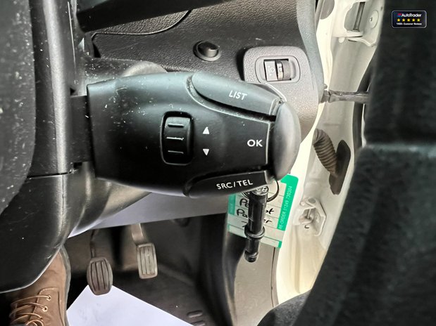Peugeot Partner SWB L1H1 Low Roof Professional Air Con Sensors EURO 6 NO VAT 32