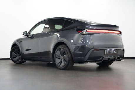 Tesla Model Y 84.7kWh (Dual Motor) Long Range SUV 5dr Electric Auto 4WDE (513 ps) 30