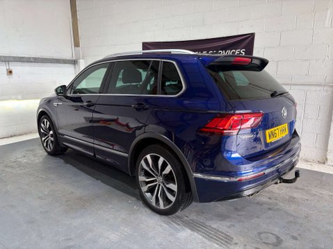 Volkswagen Tiguan 2.0 Tiguan R-Line TDI BlueMotion Technology 4Motion Semi-Auto 4WD 5dr 14