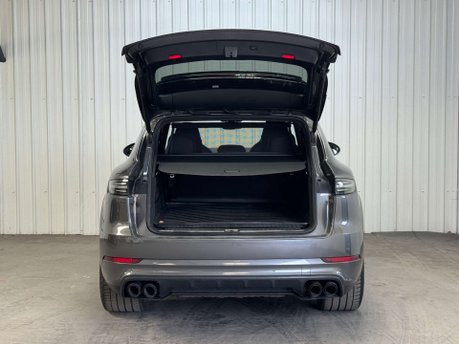 Porsche Cayenne 4.0 Cayenne T S E-Hybrid Auto 4WD 5dr 39