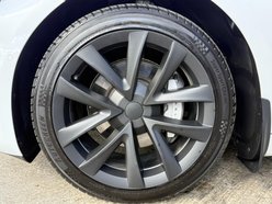 Tesla Model 3 (Dual Motor) Long Range Saloon 4dr Electric Auto 4WDE (346 ps) 17