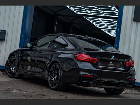 BMW M4 3.0 M4 Competition Edition Package Semi-Auto 2dr 31