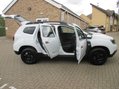 Dacia Duster 1.6 SCe Essential Euro 6 (s/s) 5dr 9