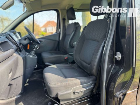 Vauxhall Vivaro 1.6 CDTi 2900 BiTurbo ecoTEC Limited Edition Nav Crew Van L2 H1 Euro 6 (s/s 26