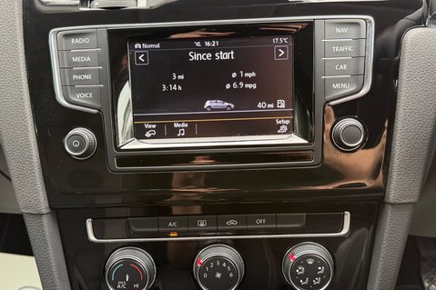 Volkswagen Golf GT TDI BMT - £20 ROAD TAX - 2 OWNERS - 11 SERVICES -SAT NAV 32