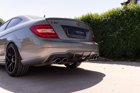Mercedes-Benz C Class 6.3 C63 V8 AMG Edition 125 SpdS MCT Euro 5 2dr 13