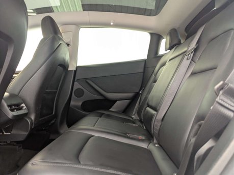 Tesla Model Y ModeL Y Long Range AWD 4WD 5dr 42