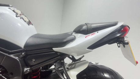 Yamaha FZ1 FAZER 2011 ONLY 19K VERY CLEAN 1000CC NAKED MOT SERVICED 44