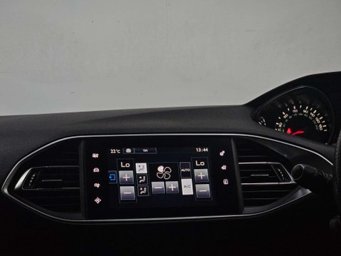 Peugeot 308 1.2 308 GT Line PureTech S/S 5dr 33
