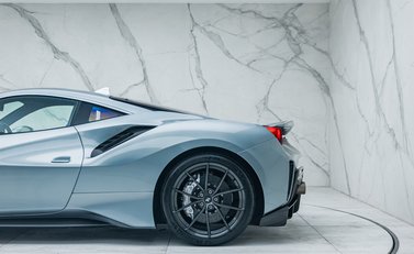 Ferrari 488 Pista 41