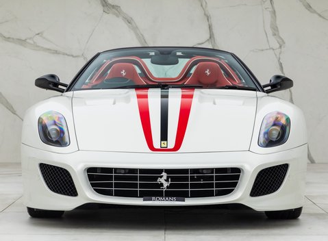 Ferrari 599 SA Aperta 10
