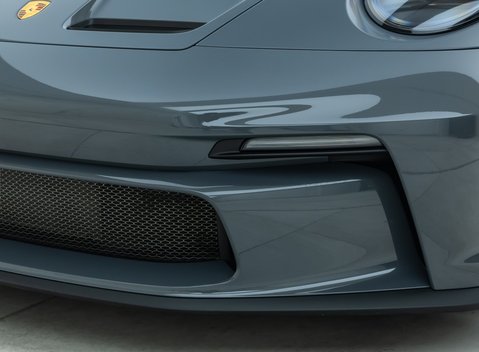 Porsche 911 GT3 TOURING (992) 29