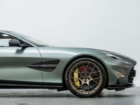 Aston Martin Vanquish 5.2 V12 BiTurbo Coupe 2dr Petrol Auto Euro 6 (s/s) (835 ps) 23