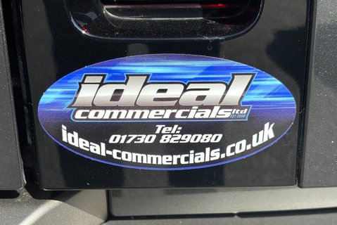 Land Rover Defender 90 D300 Hard Top X-Dynamic HSE - Air Suspension 12