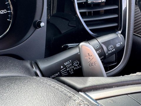 Mitsubishi Outlander 2.4h TwinMotor 13.8kWh 4h CVT 4WD Euro 6 (s/s) 5dr 22