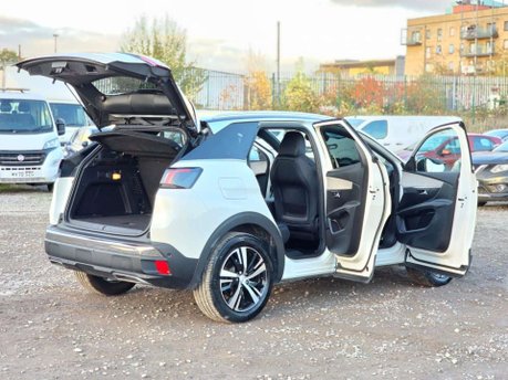 Peugeot 3008 1.2 HYBRID GT SUV 5dr Petrol Hybrid e-DSC6 Euro 6 (s/s) (136 ps) 18