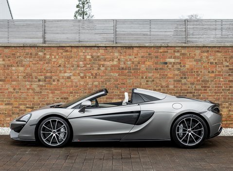 McLaren 570S Spider 2